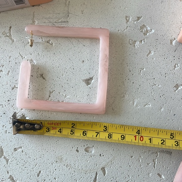 Cult Gaia Adeline Square Pink Earrings - Picture 8 of 8